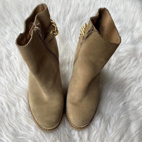 Topshop Shoes - TOPSHOP Merit Beige Tan Suede Gold Chain Ankle Boots Chunky Heel Sz 6.5 Work